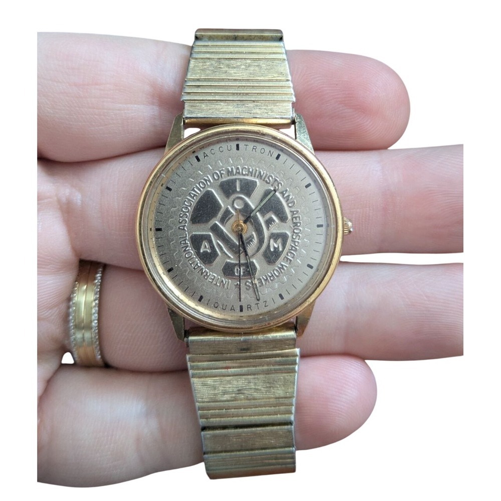 Bulova Accutron IAM Union Watch Gold Tone Quartz Speidel Band 33mm Machinists